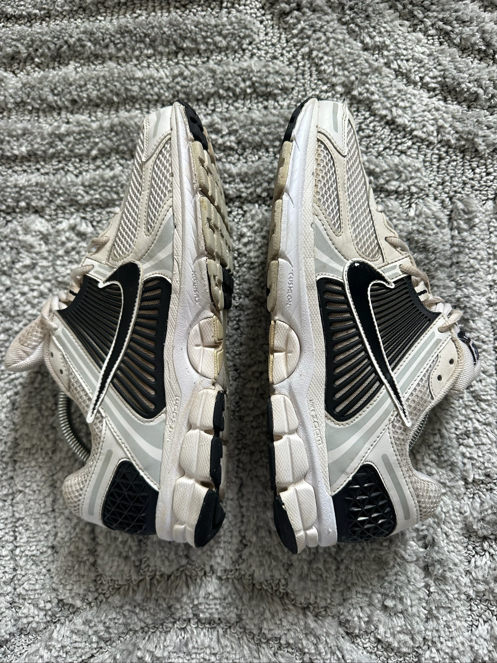 Nike | Nike Pegasus Vomero 5 Black & White | Size 45 – photo 7